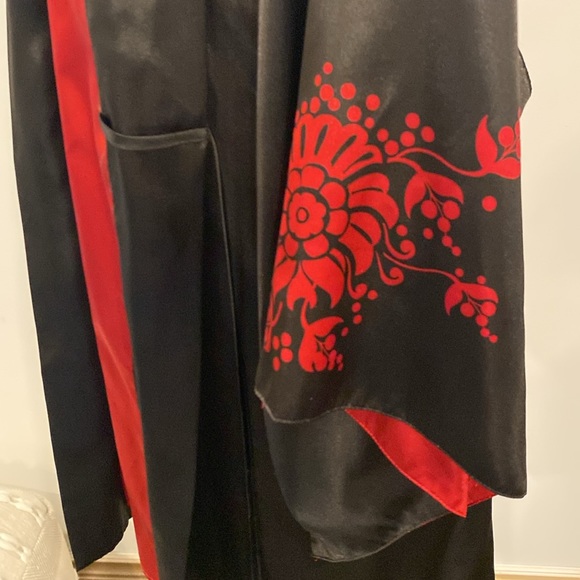 La Senza Red & Black Satin Kimono Lingerie Robe Size S/M - Picture 6 of 8